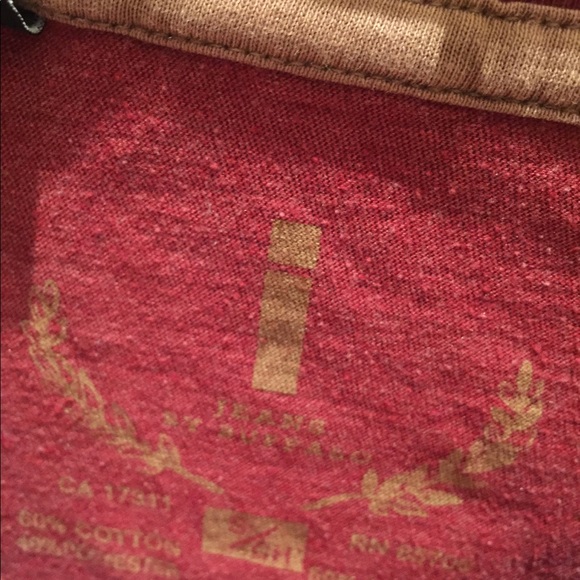 Gently used t shirt- vintage look - Picture 5 of 5